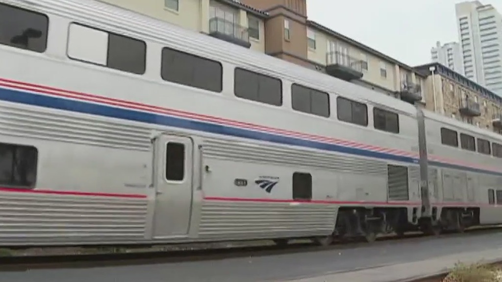 Passenger train service to I-35 corridor